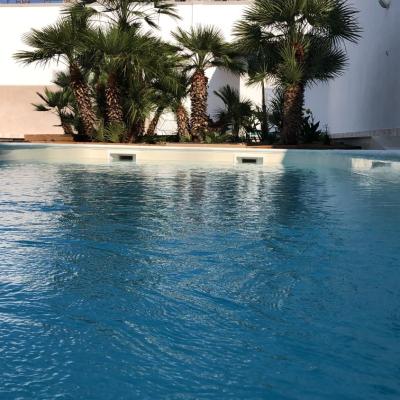 B&B RESORT SIGNORILE (50 Via Giovanni Gentile 70126 Bari)