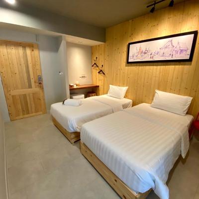 P24 at Kaset (2172/193 Phahonyothin Soi 36, Senanikom, Chatuchak 10900 Bangkok)