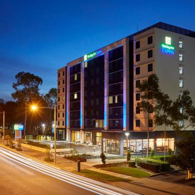Holiday Inn Express Sydney Macquarie Park, an IHG Hotel (10 Byfield St Macquarie Park 2113 Sydney)
