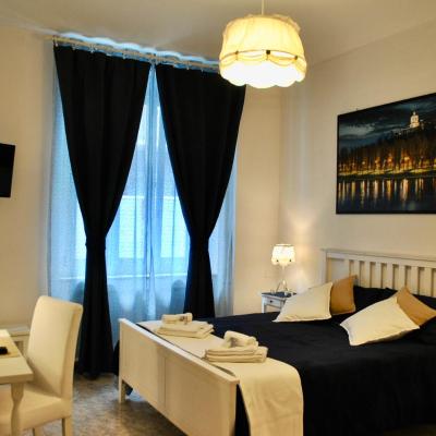 B&B Casa TORET (via Finalmarina 25 10126 Turin)