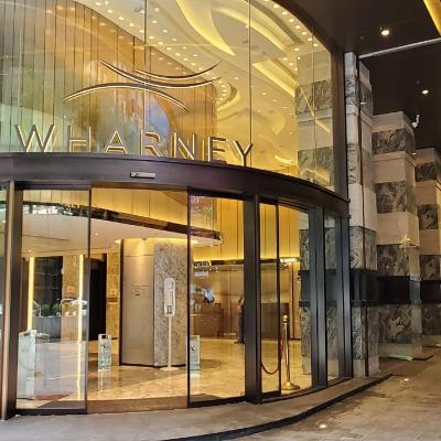 Wharney Hotel (57 - 73 Lockhart Road  Hong Kong)