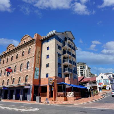 Central Brunswick Apartment Hotel (455 Brunswick Street, Fortitude Valley 4006 Brisbane)