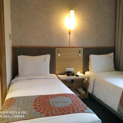 Photo Holiday Inn Express Hyderabad Banjara Hills, an IHG Hotel