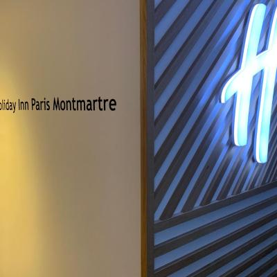 Holiday Inn Paris Montmartre, an IHG Hotel (23 Rue Damrmont 75018 Paris)