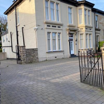 Onslow bed and breakfast (2 Onslow Drive G31 2LX Glasgow)