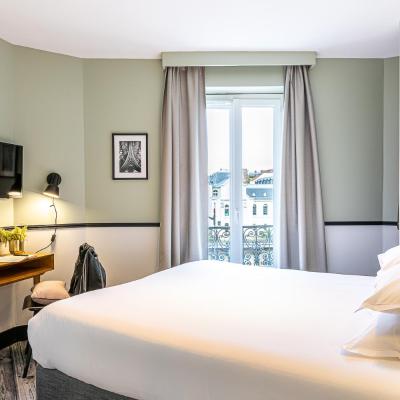 Hotel de l'Aqueduc (10 Rue Philippe de Girard 75010 Paris)