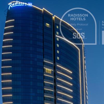 Radisson Blu Hotel, Dubai Canal View (Marasi Drive, Business bay, PO Box 16021  Dubaï)