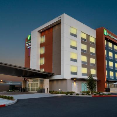 Holiday Inn Express & Suites - Las Vegas - E Tropicana, an IHG Hotel (175 East Tropicana 89109 Las Vegas)