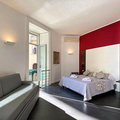 FALERON Santa Lucia (Via Santa Lucia 15 , scala  A piano 1° nobile 80132 Naples)