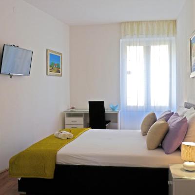 A&M Apartment and Rooms (Svačićeva 7  21000 Split)