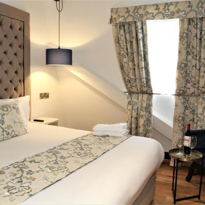 The Lane - Boutique Residence (Kiltartan House Forster Street  Galway)