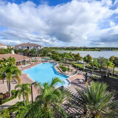 Vista Cay Resort by Millenium at Universal Blvd. (4874 Cayview Avenue FL 32819 Orlando)