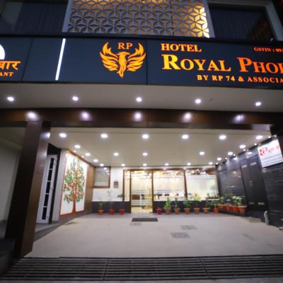 Hotel Royal Phoenix (Baluganj Near Hotel RP 282001 Agra)