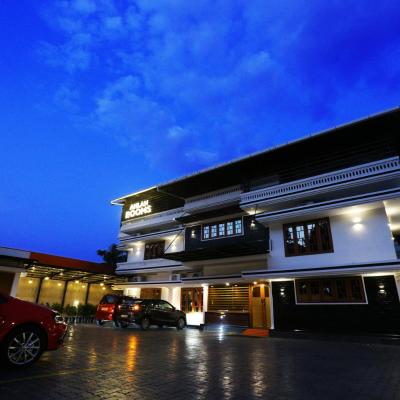 Ahlan Luxury Rooms (Ahlan Road, Pathadipalam Metro Station Pillar No: 354, Edappally 682024 Cochin)