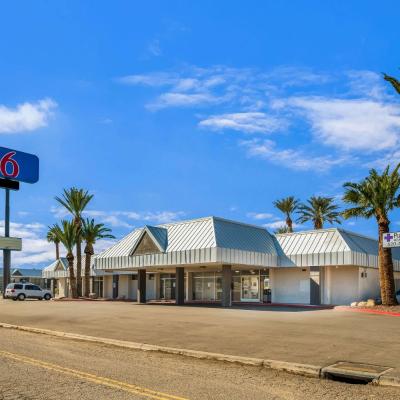 Motel 6-Tucson, AZ-Downtown (1010 South Freeway AZ 85745 Tucson)