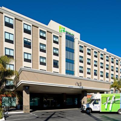 Holiday Inn Express Los Angeles LAX Airport, an IHG Hotel (8620 Airport Boulevard CA 90045 Los Angeles)