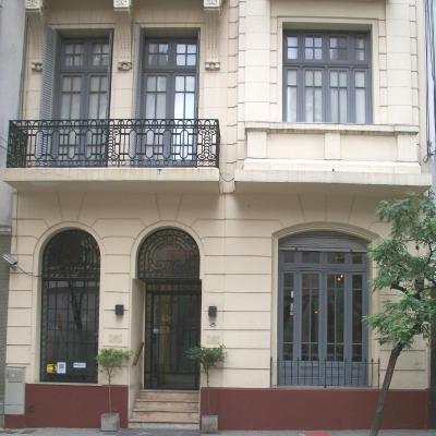 A Hotel (Azcuenaga, 1268 1115 Buenos Aires)