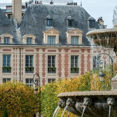 Cour des Vosges - Evok Collection (19 Place des Vosges 75004 Paris)