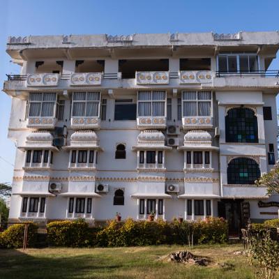 Hotel Sargam Sadan (Royal Cemetery Road 35 bhramapole 313001 Udaipur)
