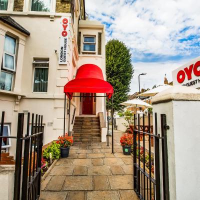 OYO London Guest House (167 Horn Lane W3 6PP Londres)