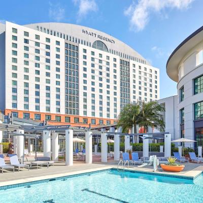 Holiday Inn Express and Suites La Jolla - Windansea Beach, and IHG Hotel (6705 La Jolla Boulevard CA 92037 San Diego)
