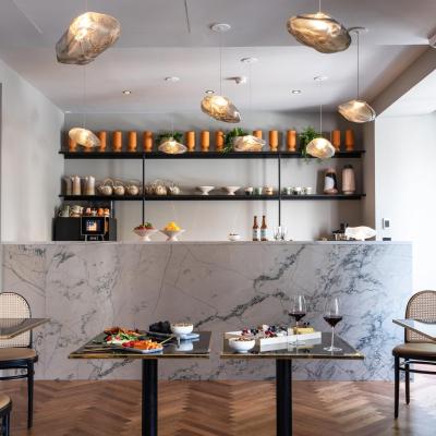 Hébé Hotel (5 avenue d'Aléry 74000 Annecy)