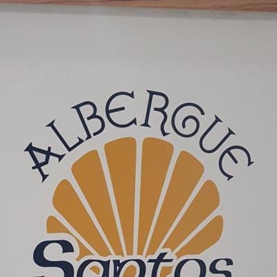 Albergue Santos (Rúa dos Concheiros N48 bajo izq 15703 Saint-Jacques-de-Compostelle)