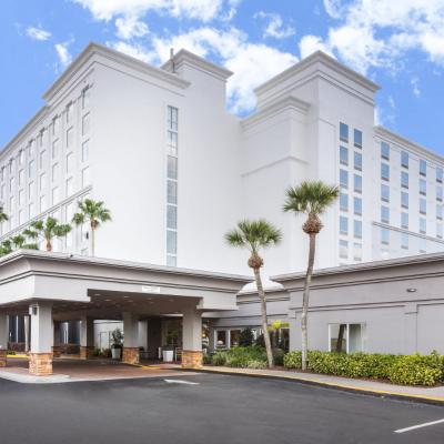 Holiday Inn & Suites Across From Universal Orlando, an IHG Hotel (5916 Caravan Ct FL 32819 Orlando)