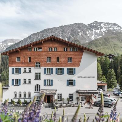 Hotel Alpensonne - Panoramazimmer & Restaurant (Poststrasse 217 7050 Arosa)