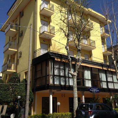 Hotel Busignani (Viale Avisio 15 47037 Rimini)