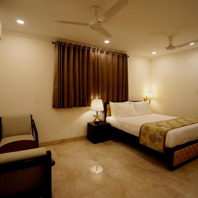 Wongdhen House (15 A, New Aruna Nagar, Majnu ka Tilla, Delhi 110054 New Delhi)