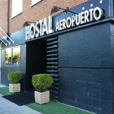 Hostal Aeropuerto (Avenida de Logroño, 102 28042 Madrid)
