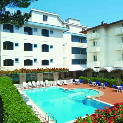 Hotel Ricchi (Viale Carlo Zavagli 119 47921 Rimini)