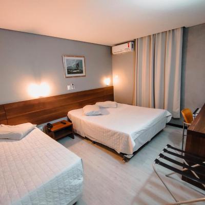 Granville Hotel (Rua Desembargador Clotário Portugal, 35 80410-220 Curitiba)