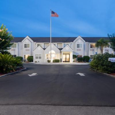 Microtel Inn & Suites by Wyndham Savannah/Pooler (125 Continental Boulevard GA 31322 Savannah)