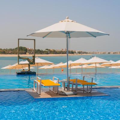C Central Hotel and Resort The Palm (Palm Islands East Crescent Road  Dubaï)