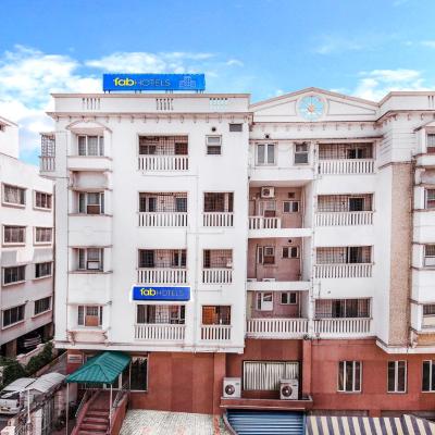 FabHotel Blossoms Service Apartment (Arcot Street 27/14 600017 Chennai)