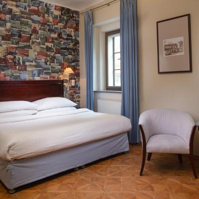 Charles Bridge Rooms & Suites by SIVEK HOTELS (Misenska 12 11000 Prague)