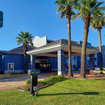 Quality Suites Houston NW Cy-Fair (17550 Northwest Freeway TX 77065 Houston)