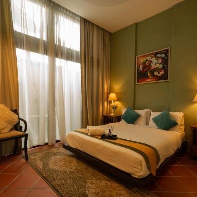 Spices Hotel (No.5, Lorong Lumut 10200 George Town)