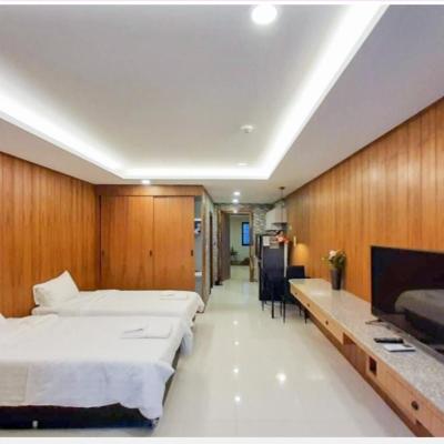 Private wooden style studio room in city area (4 Rattanakosin Road U home condo 50000 Chiang Mai)