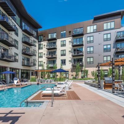 Apart Hotel at Chinatown (555 North Spring Street B815 CA 90012 Los Angeles)