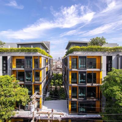 iSanook Bangkok (118, 118/8 Soi Songpra, Siphaya Road, Mahapruttaram, Bangrak 10500 Bangkok)