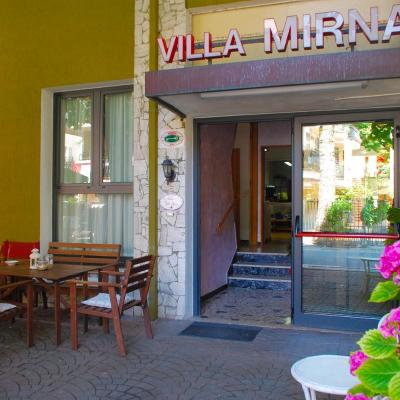 Villa Mirna (Viale Cormons 40 47922 Rimini)