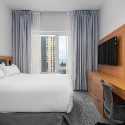 Gage Suites at UBC (5959 Student Union Boulevard V6T 1K2 Vancouver)