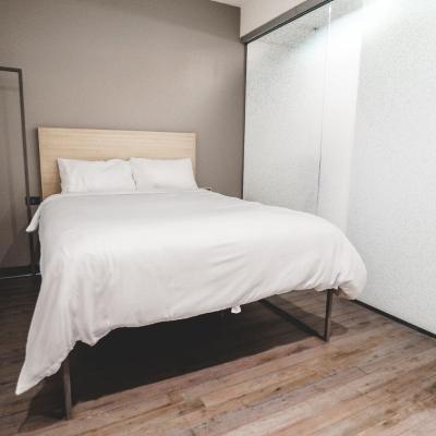 SOVA Micro-Room & Social Hotel (2105 Commerce St TX 75201 Dallas)