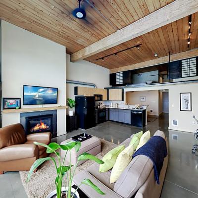 19th Avenue Lofts Unit 213 ( 98122 Seattle)