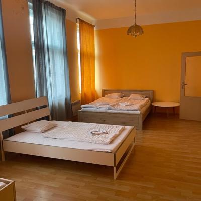 Hotel Praha Club bed & breakfast (Ječná 12 509 128 00 Prague)