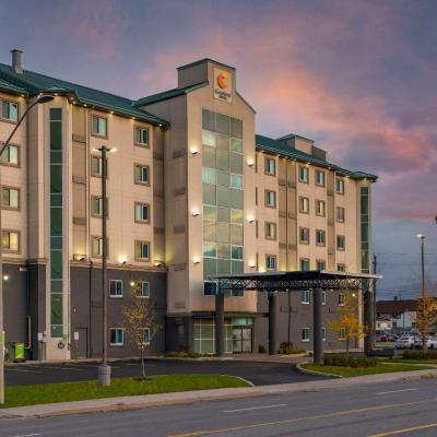 Comfort Hotel (5700 Stanley Avenue L2G 3X5 Niagara Falls)