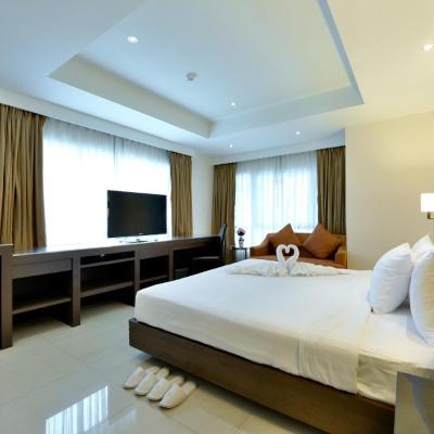 The Prestige Nana (8/5-6 Soi Sukhumvit 3 (Nana Nua) Sukhumvit Rd., Klongtoey-Nua Wattana 10110 Bangkok)